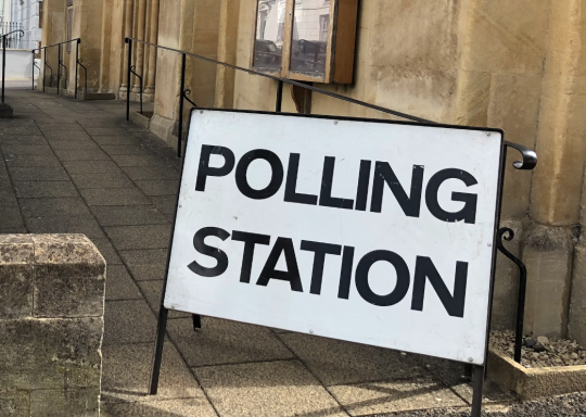 Picture of a Polling station sign